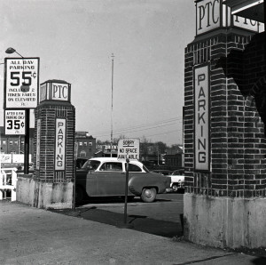 PARKING LOT_NO SPACE AVAILABLE